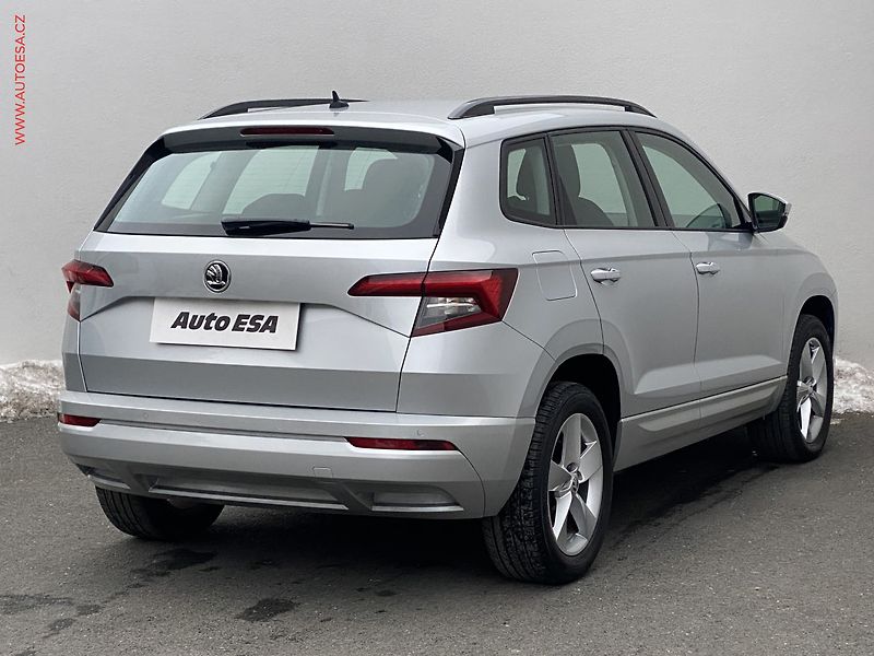 Škoda Karoq (2017) 2.0 TDi 4x4, Ambition - fotka 4 z 17