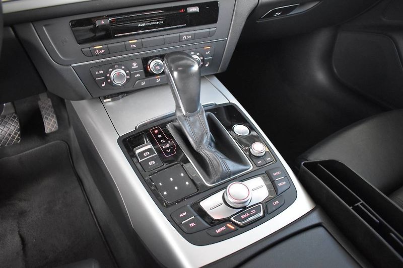 Audi A6 (2017) Avant 3.0TDI 160kW Quattro - fotka 23 z 23