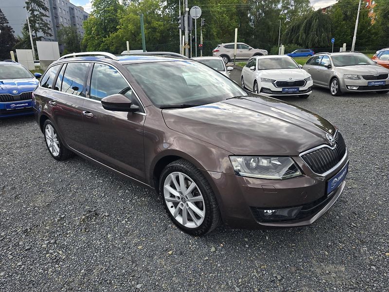 Škoda Octavia 1.4TSI NAVI XENON KŮŽE 1Majite - fotka 8 z 26