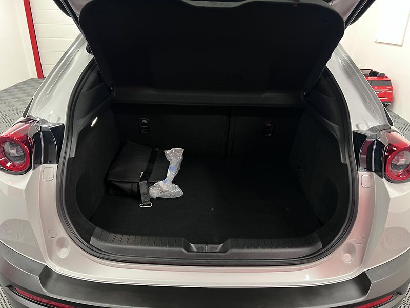 Mazda MX-30 e-Skyactiv 107 kW, Advantage - fotka 7 z 41