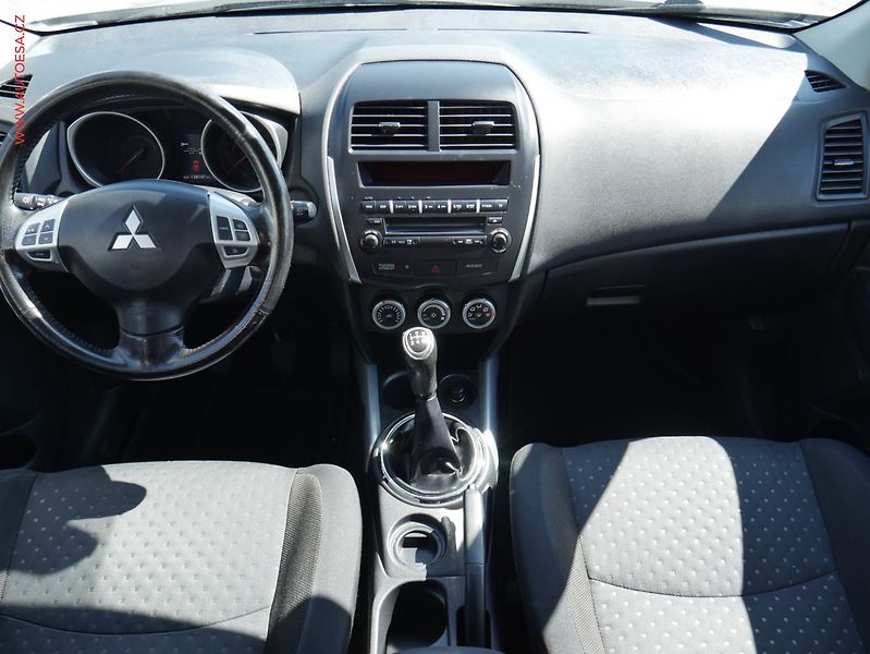 Mitsubishi ASX (2012) 1.6 MiVEC, ČR, AC, tažné - fotka 8 z 18