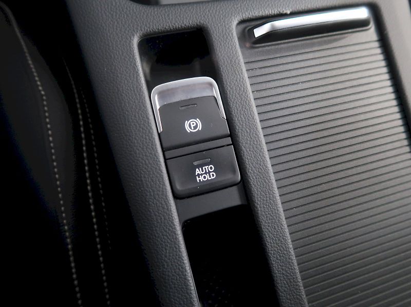 Volkswagen Passat (2022) ELEGANCE 2.0TDI EVO DSG - fotka 32 z 38