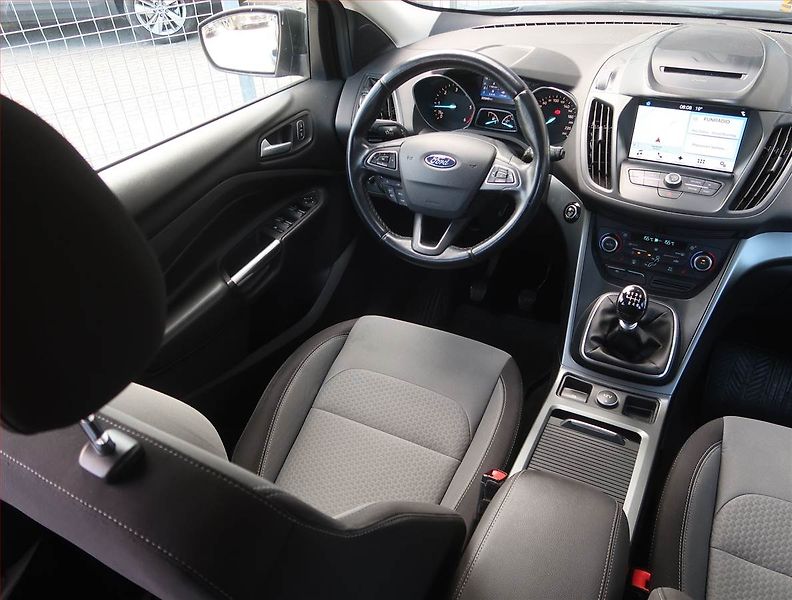 Ford Kuga (2016) 2.0 TDCi, 4X4, Navi, Tempomat - fotka 7 z 19