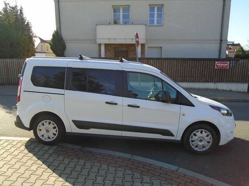 Ford Transit Connect (2018) 1.5 TDCi Long L2.  5Míst - fotka 4 z 28