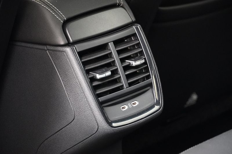 Škoda Kamiq 1.5TSI,DSG,STYLE,ČR,1.MAJ,DPH - fotka 18 z 31