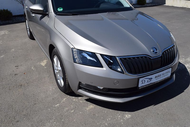 Škoda Octavia (2019) 1.5TSI 110kw AMBI VÝHŘEV NAVI - fotka 4 z 50