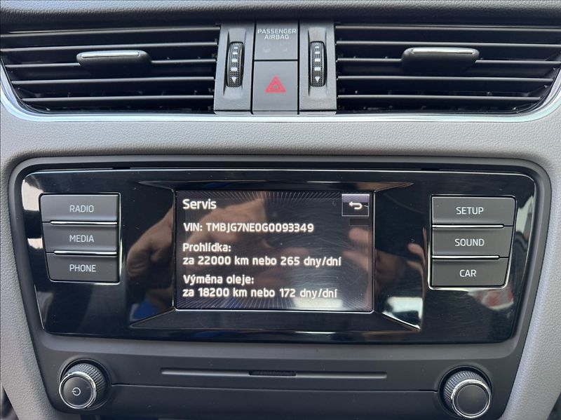 Škoda Octavia 1,6 TDI 81kW 2.maj. původ ČR - fotka 43 z 50