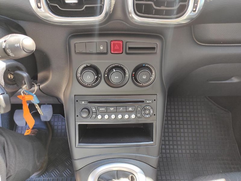 Citroën C3 Picasso (2013) 1.4i 95k MAN5 TZ první majitel - fotka 18 z 28