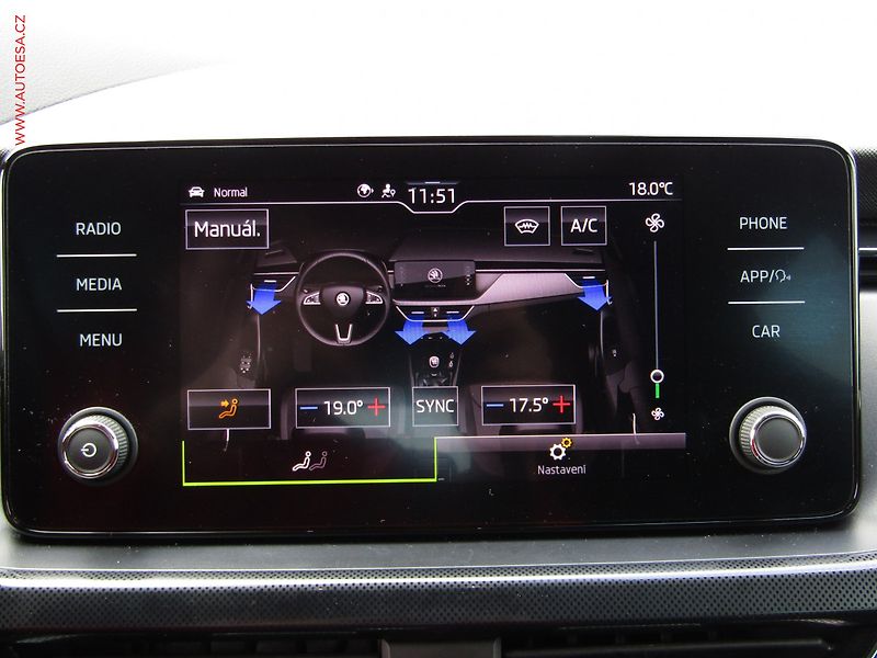 Škoda Scala (2019) 1.5 TSi, ČR, Style, DSG - fotka 19 z 23