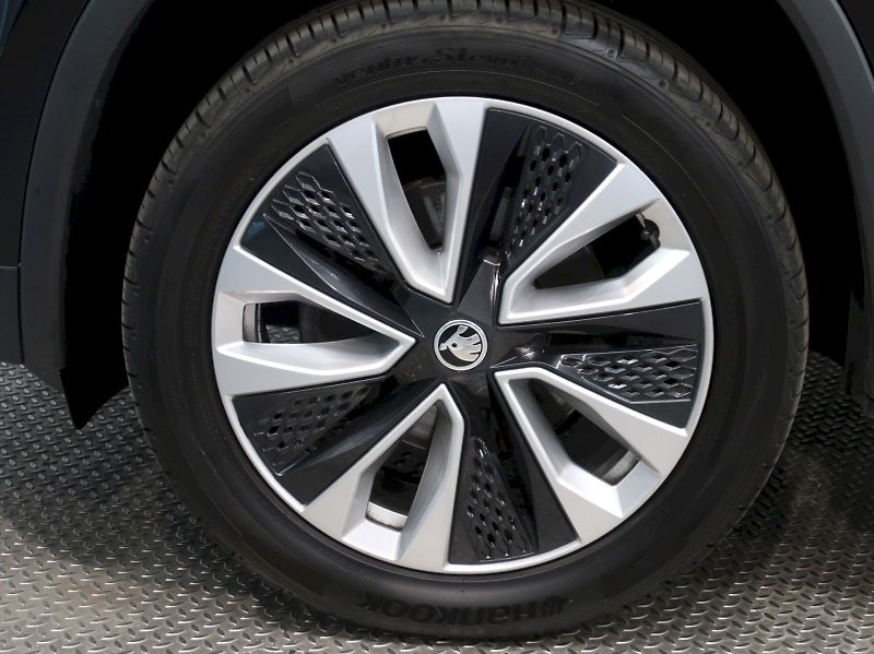 Škoda Kodiaq (2023) STYLE 2.0TDI 110KW DSG WEBASTO - fotka 12 z 47