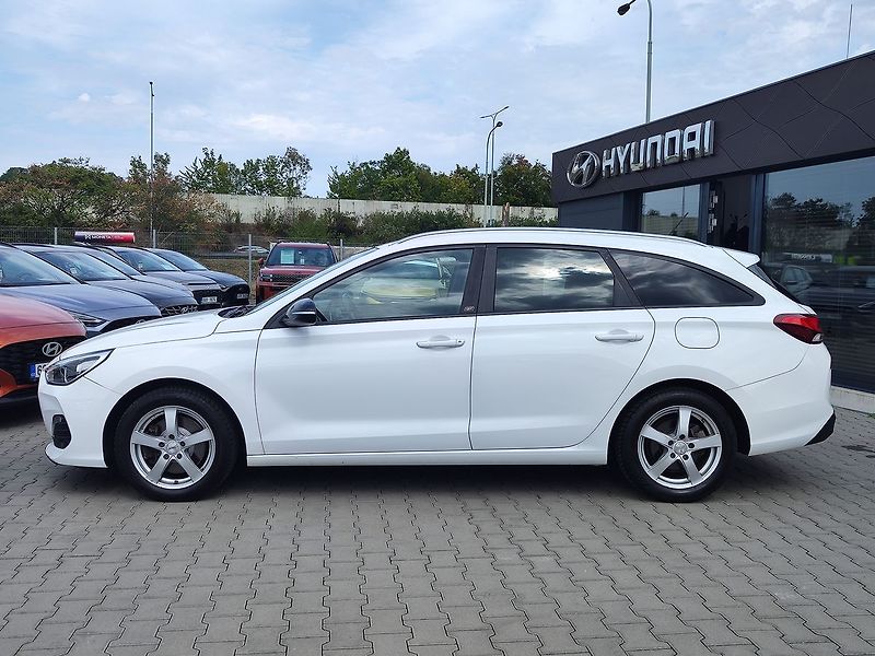 Hyundai i30 1.4 T-GDI/103kW Trikolor Kom - fotka 8 z 32