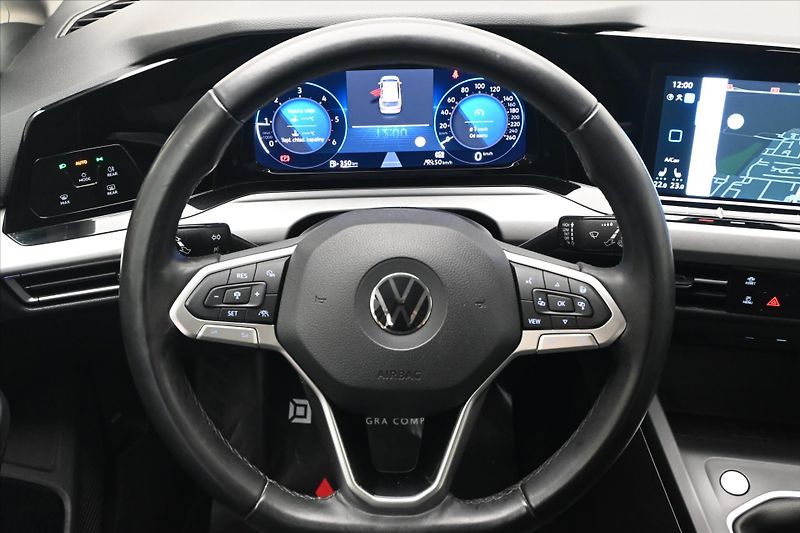 Volkswagen Golf 2,0 TDI 110 kW Life Záruka až - fotka 18 z 30