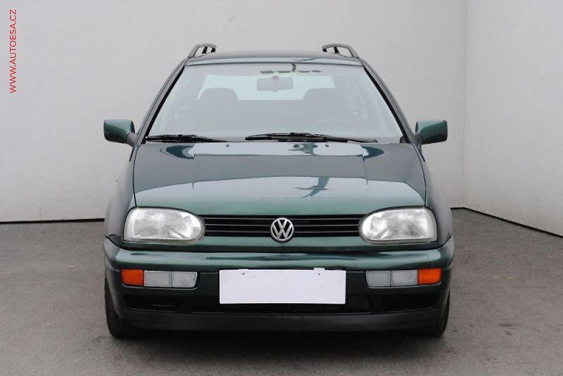 Volkswagen Golf (1999) 1.9TDI - fotka 2 z 3
