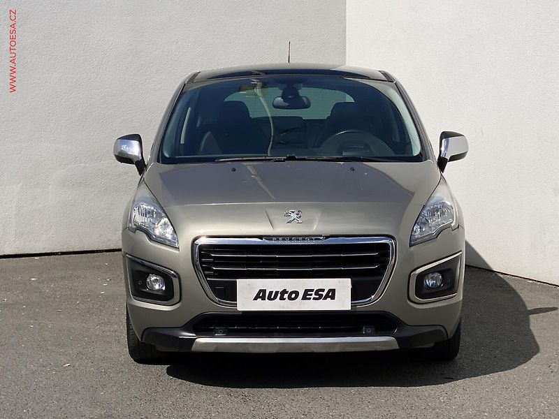 Peugeot 3008 (2016) 1.6 HDi, Allure, panor, navi - fotka 2 z 19
