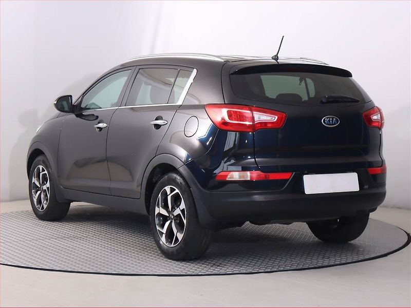Kia Sportage (2011) 1.7 CRDi, Tempomat - fotka 4 z 17