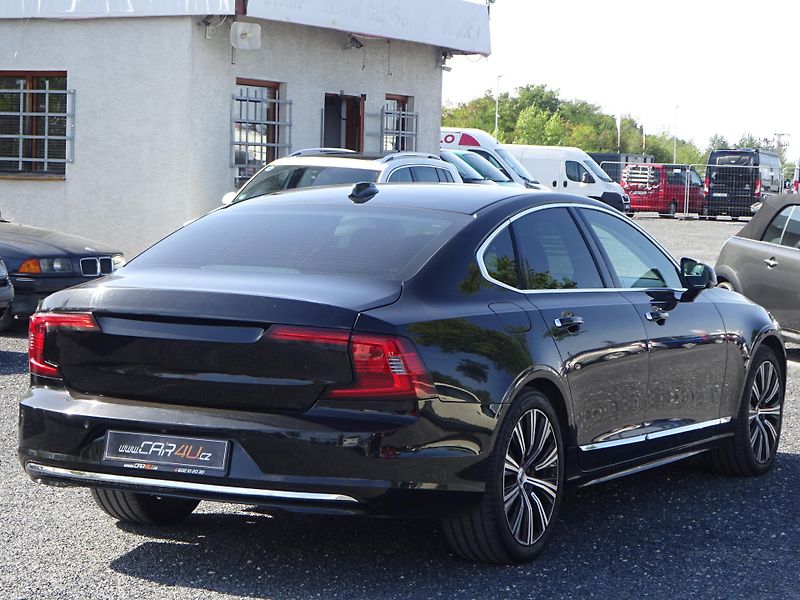 Volvo S90 AWD 173kW Inscription ČR DPH - fotka 28 z 30