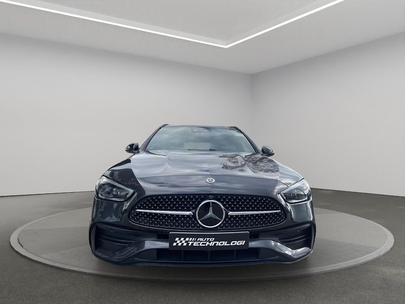 Mercedes-Benz Třídy C (2025) C 300 de 4MATIC kombi - fotka 2 z 21