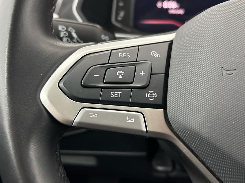 Volkswagen Tiguan Life DSG - fotka 23 z 30