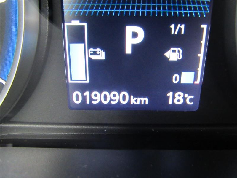 Mitsubishi Eclipse Cross 2,4 i PHEV Plug-in Instyle+ - fotka 14 z 34