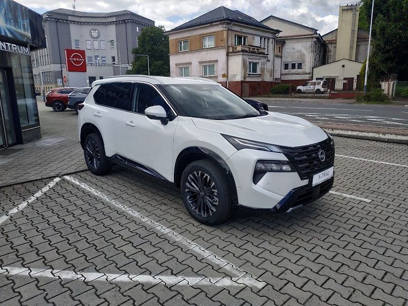 Nissan X-Trail E-POWER e-4ORCE TEKNA SKLADEM - fotka 3 z 31