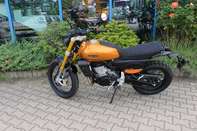 Fantic Caballero Scrambler 500 (2025) DELUXE 2025 SKLADEM - fotka 8 z 10