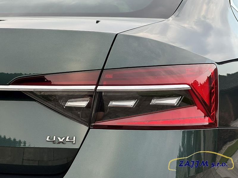 Škoda Superb L&K 2.0TSi 206kw 4x4 webasto - fotka 18 z 60