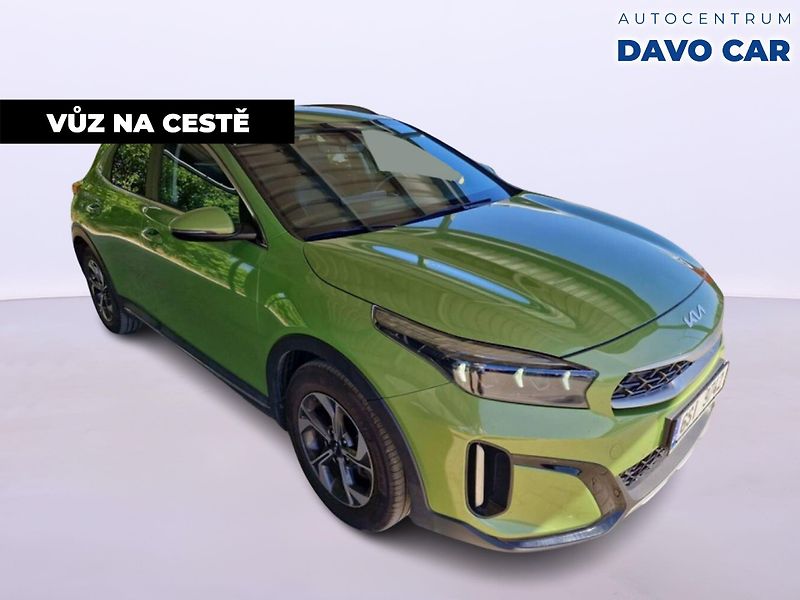 Kia XCeed 1,5 T-GDI 118 kW Exclusive DPH - fotka 3 z 12