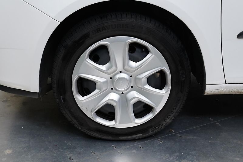 Škoda Fabia - fotka 10 z 22