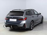 BMW Řada 3 (2022) M Sport 330 e xDrive - náhled 4