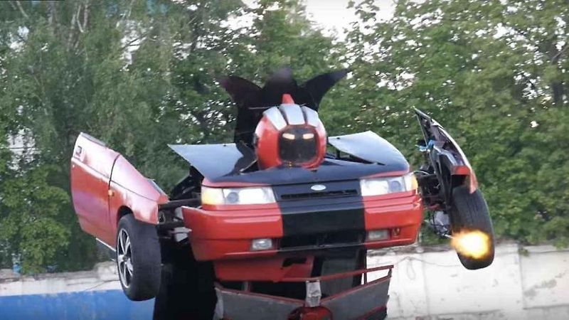 Funkční Transformer ze staré Lady? V Rusku je možné všechno.