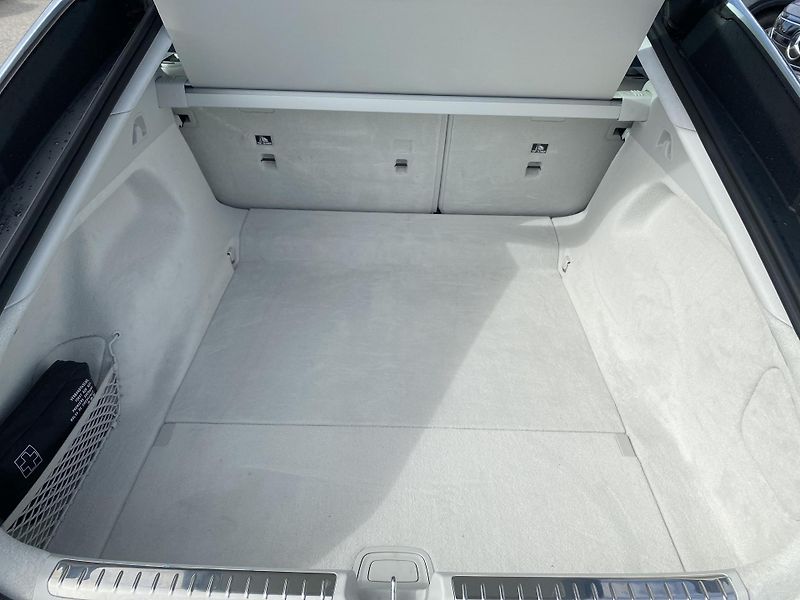 Mercedes-Benz EQS EQS 580 4MATIC AMG - fotka 23 z 24