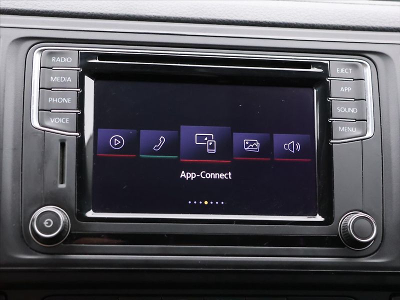 Volkswagen Multivan 2,0 TDI 110kW 7-Míst Tažné - fotka 19 z 29
