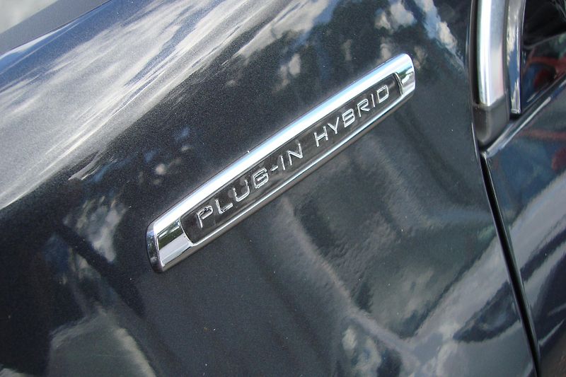 Volvo V60 (2013) PLUG-IN-HYBRID,2.4D6,AWD,158kW - fotka 11 z 78