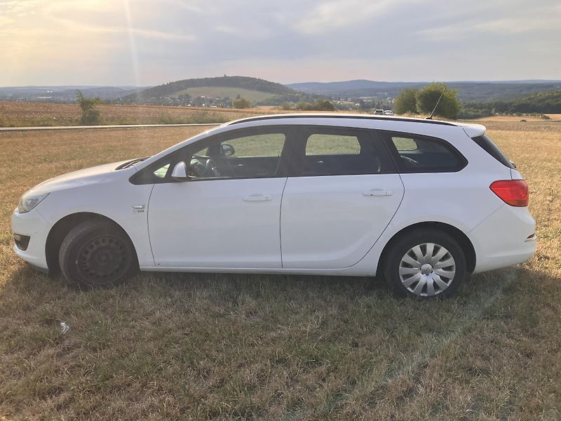 Opel Astra (2014) 1.7 CDTI 2014 servisována DPH - fotka 6 z 29