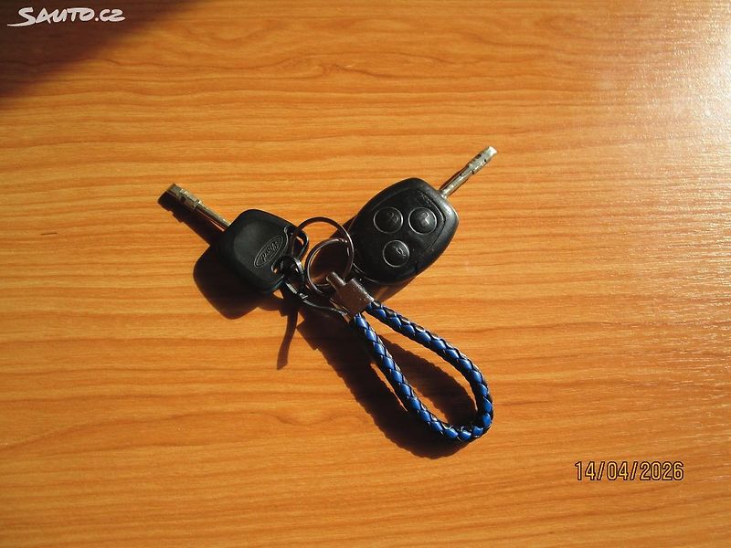 Ford Focus 1,8TDDI-66KW-NOVÝ OLEJ+BATERIE - fotka 17 z 17