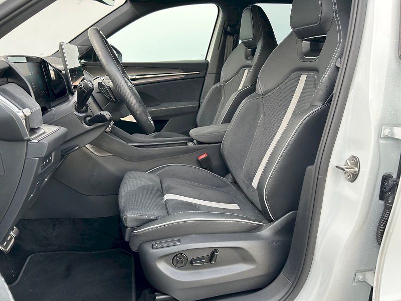 Škoda Kodiaq (2026) Sportline 2.0 TDI 110 kW DSG - fotka 12 z 35