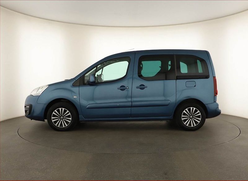 Peugeot Partner (2018) Active 1.6 HDi, 5Míst, ČR, DPH - fotka 3 z 11