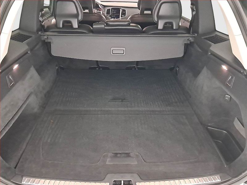 Volvo XC90 (2017) D5 AWD, 4X4, Automat, Kůže - fotka 14 z 16