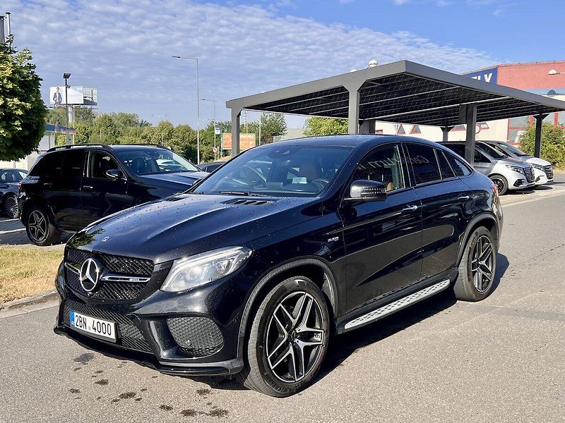 Mercedes-Benz GLE (2018) 43 AMG 4MATIC kupé - fotka 3 z 36