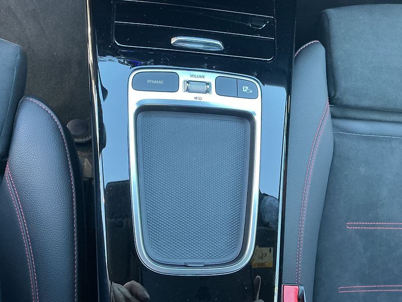 Mercedes-Benz CLA 250 AMG 4MATIC Shooting Brake - fotka 16 z 21