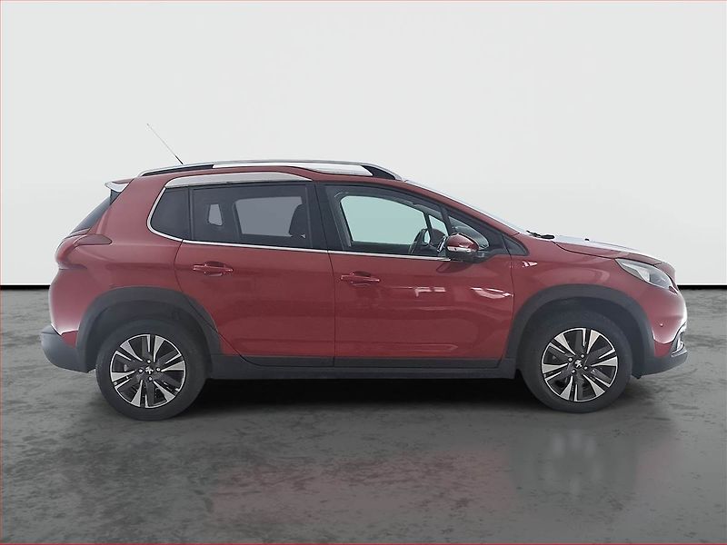 Peugeot 2008 (2018) Allure 1.2 PureTech, Automat - fotka 6 z 20