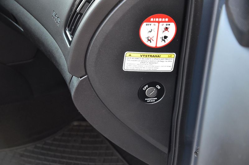 Kia Ceed (2008) 1.4i 80kW / ČR / LPG - fotka 24 z 29