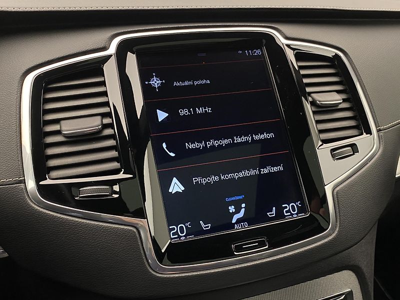 Volvo XC90 D5 AWD R-DESIGN AUT CZ - fotka 8 z 47