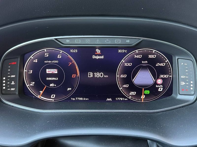 Cupra Ateca (2025) 1.5 TSI 110 kW DSG - fotka 12 z 27