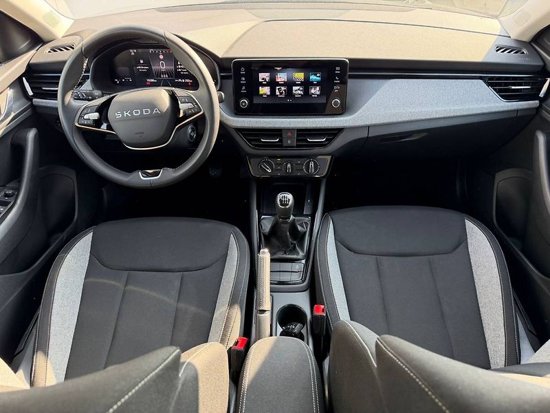 Škoda Scala Selection 1,0 TSI 85 kW 6° MP - fotka 5 z 32