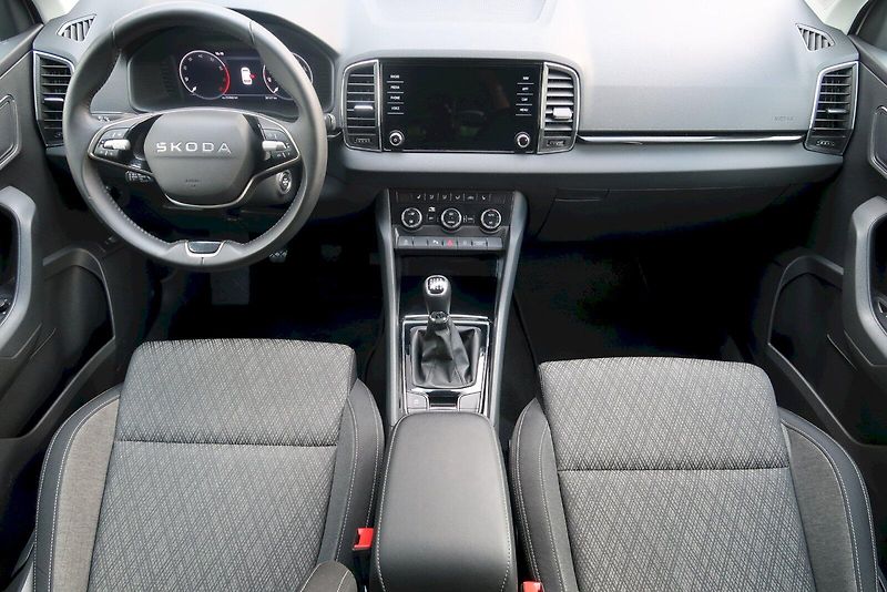 Škoda Karoq (2025) Top Selection 1.5 TSI 110 kW - fotka 5 z 28