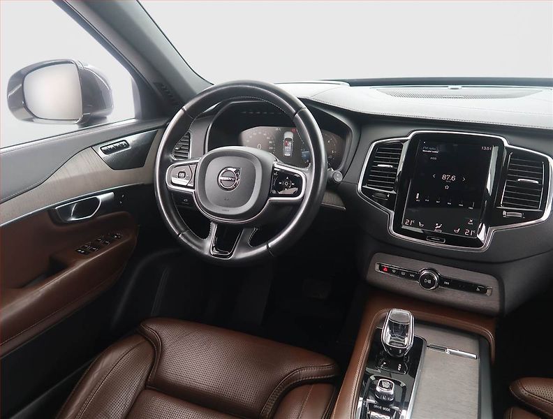 Volvo XC90 (2019) B5 AWD - fotka 7 z 20