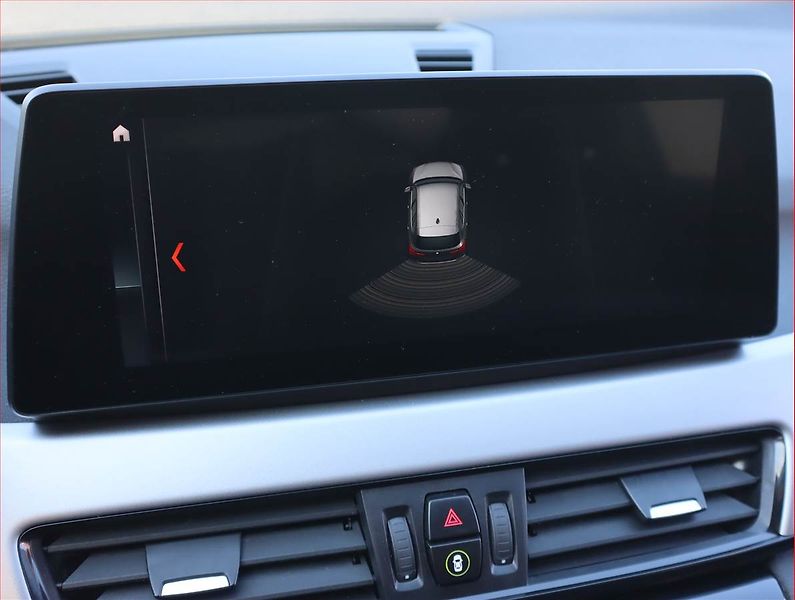 BMW X1 (2022) Advantage xDrive18d, 4X4 - fotka 23 z 23
