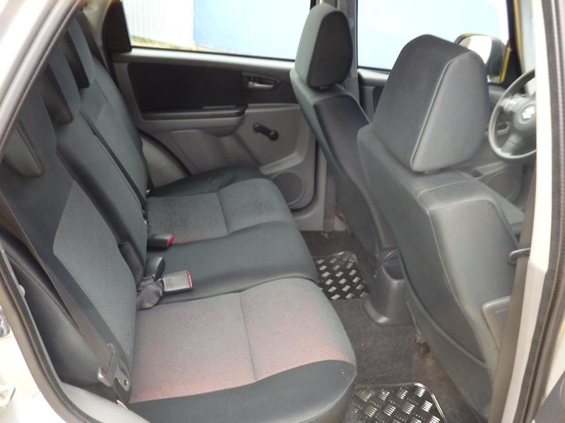 Suzuki SX4 1,9 DDis 88KW - fotka 10 z 16