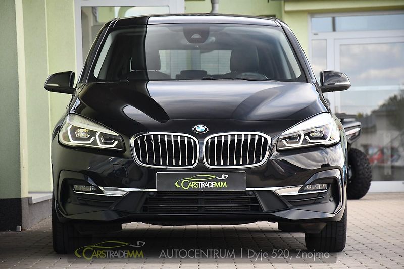 BMW Řada 2 216d GRAND TOURER TAŽNÉ 7MÍST - fotka 8 z 54